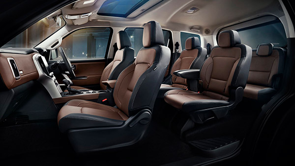 അവസാന നിരയില് ഫേസിംഗ് സീറ്റുകള്; Mahindra Scorpio N-ന്റെ പുതിയ ചിത്രങ്ങള് പുറത്ത്