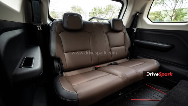 ആരെയും ആകർഷിക്കും Mahindra -യുടെ ബിഗ് ഡാഡി; Scorpio-N -ന്റെ റിവ്യൂ വിശേഷങ്ങൾ
