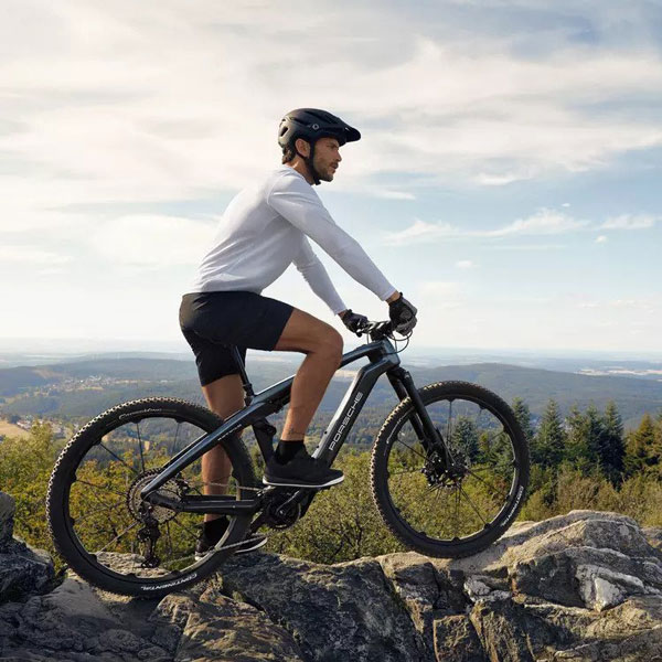 KTM മുതൽ Porsche വരെ, പ്രീമിയം ബ്രാൻഡുകളുടെ ലക്ഷ്വറി ഇലക്ട്രിക് സൈക്കിളുകളെ പരിചയപ്പെട്ടാലോ?