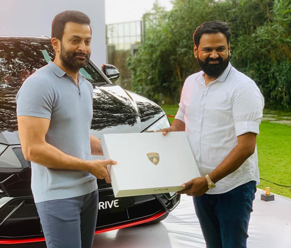 ലംബോർഗിനിയിൽ നിന്നും ലംബോർഗിനിയിലേക്ക്, ഹുറാക്കാൻ നൽകി ഉറുസ് സ്വന്തമാക്കി പൃഥ്വിരാജ്