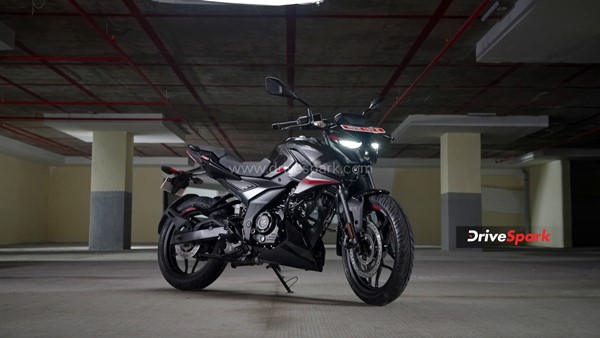 ഫണ്-ടു-റൈഡ് സ്പോര്ട്ടി കമ്മ്യൂട്ടര്; Bajaj Pulsar N160 റിവ്യൂ വിശേഷങ്ങള് ഇതാ