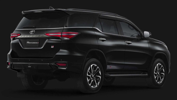 Fortuner-ന്റെ വില വീണ്ടും വര്ധിപ്പിച്ച് Toyota; പുതുക്കിയ വില വിവരങ്ങള് അറിയാം
