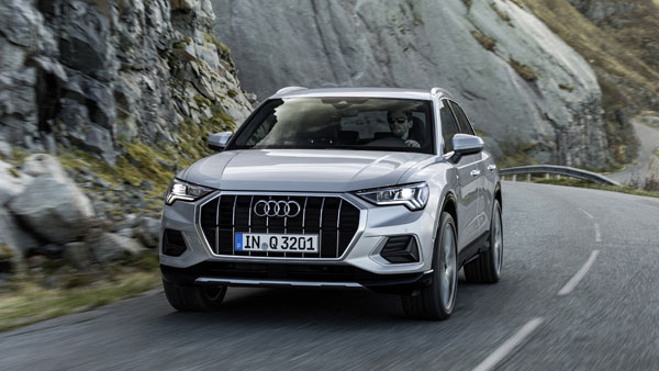 2022 Q3 എസ്യുവിക്കായുള്ള ബുക്കിംഗ് ആരംഭിച്ച് Audi; വേരിയന്റും, ഫീച്ചറുകളും വെളിപ്പെടുത്തി
