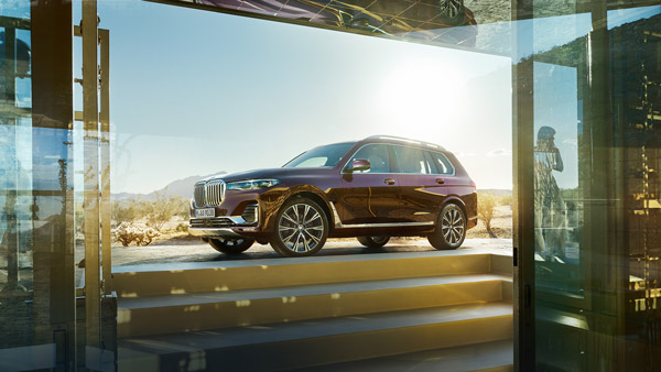 യാത്രകള് ആഢംബരമാക്കി യുവരാജ് സിംഗ്; BMW X7 സ്വന്തമാക്കി, ചിത്രങ്ങള് കാണാം