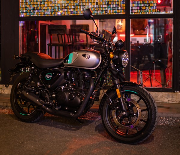 Yezdi Scrambler vs Royal Enfield Hunter 350; പ്രധാന വ്യത്യാസങ്ങള് ഇങ്ങനെ