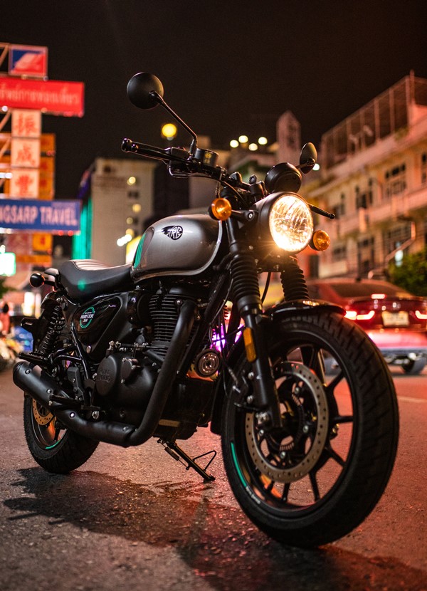 Yezdi Scrambler vs Royal Enfield Hunter 350; പ്രധാന വ്യത്യാസങ്ങള് ഇങ്ങനെ
