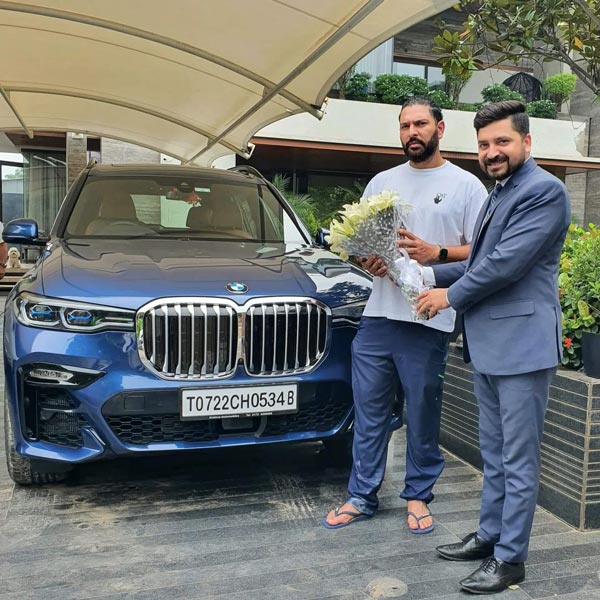 യാത്രകള് ആഢംബരമാക്കി യുവരാജ് സിംഗ്; BMW X7 സ്വന്തമാക്കി, ചിത്രങ്ങള് കാണാം
