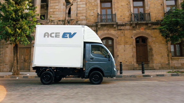 ഒക്ടോബർ മുതൽ ഉപഭോക്താക്കളിലേക്ക്, Ace ഇലക്ട്രിക്കിന്റെ ഡെലിവറി ആരംഭിക്കുന്നതായി Tata