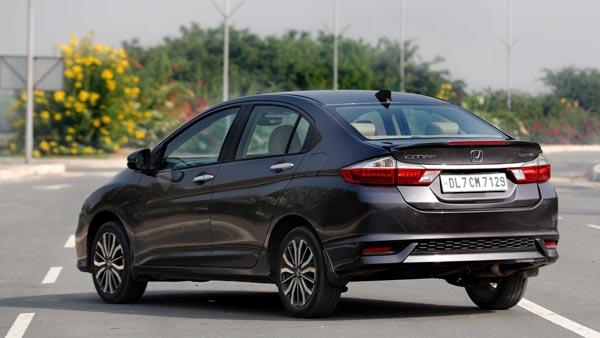 ഉത്സവ സീസൺ പിടിക്കാൻ Honda, 40,000 രൂപയുടെ ഗംഭീര ഓഫറുകൾ പ്രഖ്യാപിച്ചു