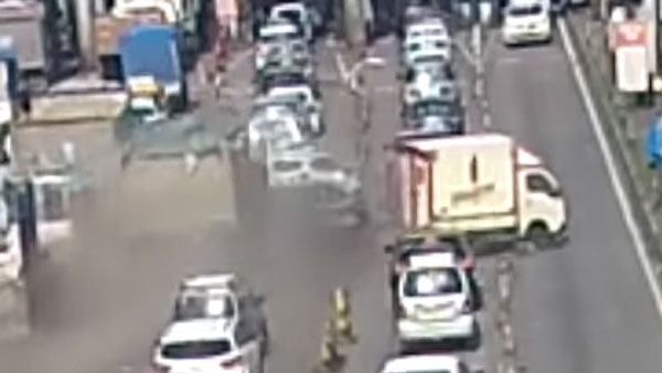 ഇടിച്ച് തെറിപ്പിച്ച് ടിപ്പറിൻ്റെ അഴിഞ്ഞാട്ടം; അപകടത്തിൻ്റെ വീഡിയോ വൈറൽ