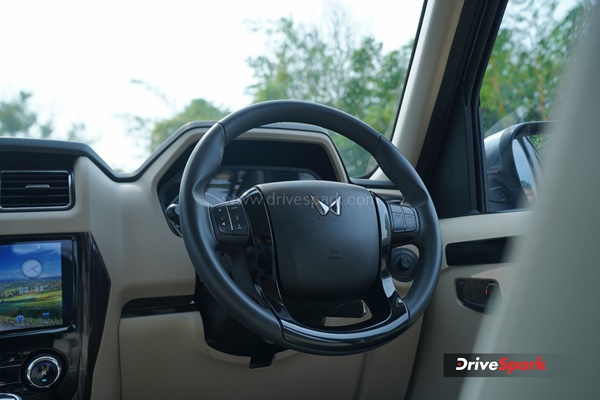 പേര് പോലെതന്നെ ക്ലാസിക്കാണ്; Mahindra Scorpio ക്ലാസിക്കിന്റെ റിവ്യൂ വിശേഷങ്ങള് ഇതാ